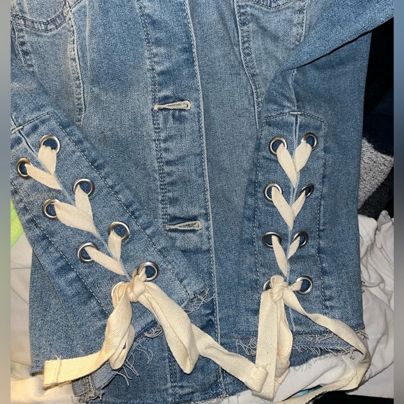 Maurice denim jacket, size 2/ M - Picture 3 of 5